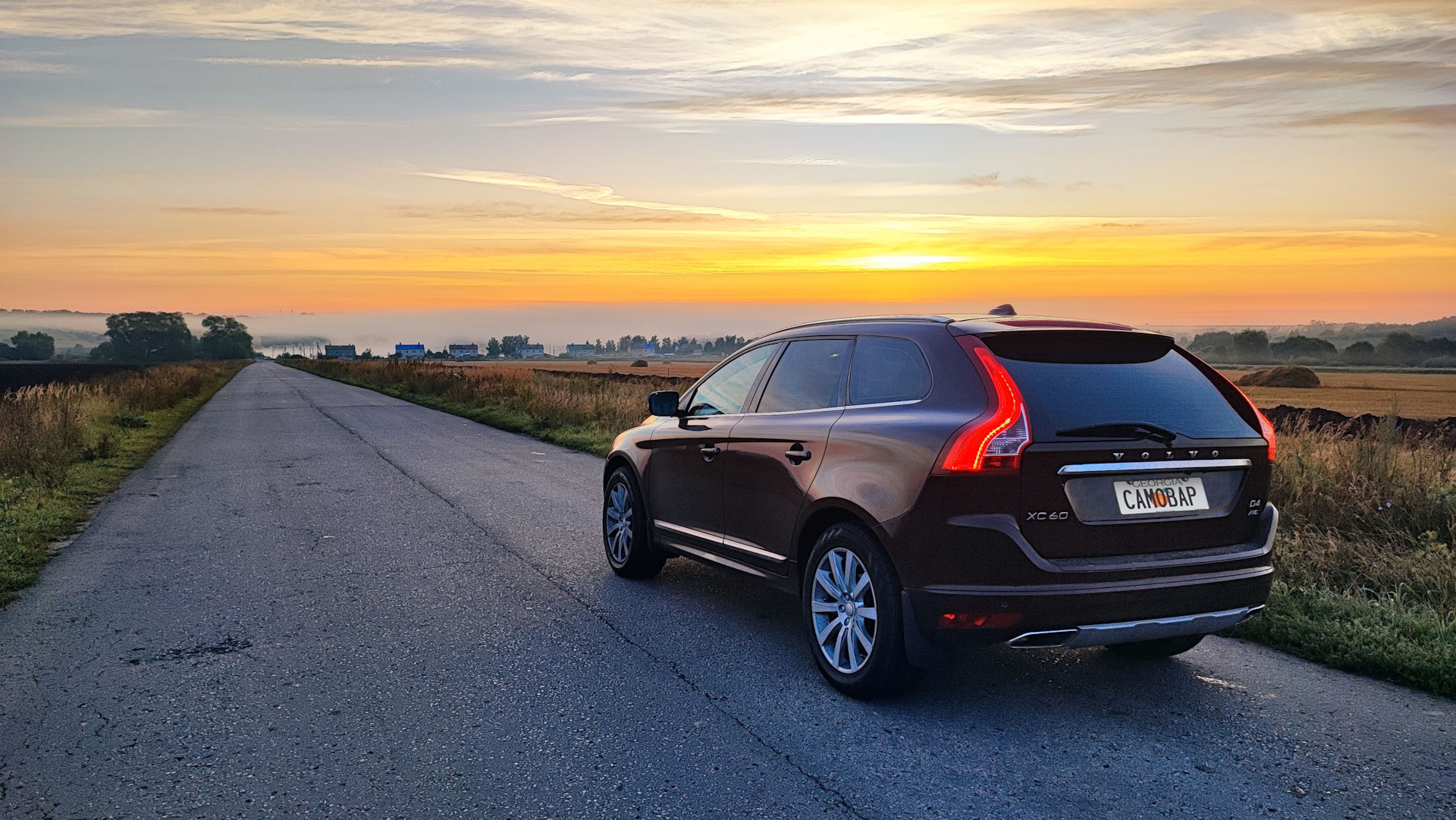 Volvo xc60 Plug in Hybrid Concept