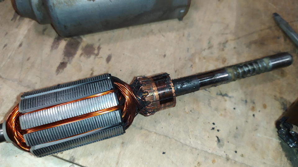 Фото в бортжурнале Audi 100 (C4)