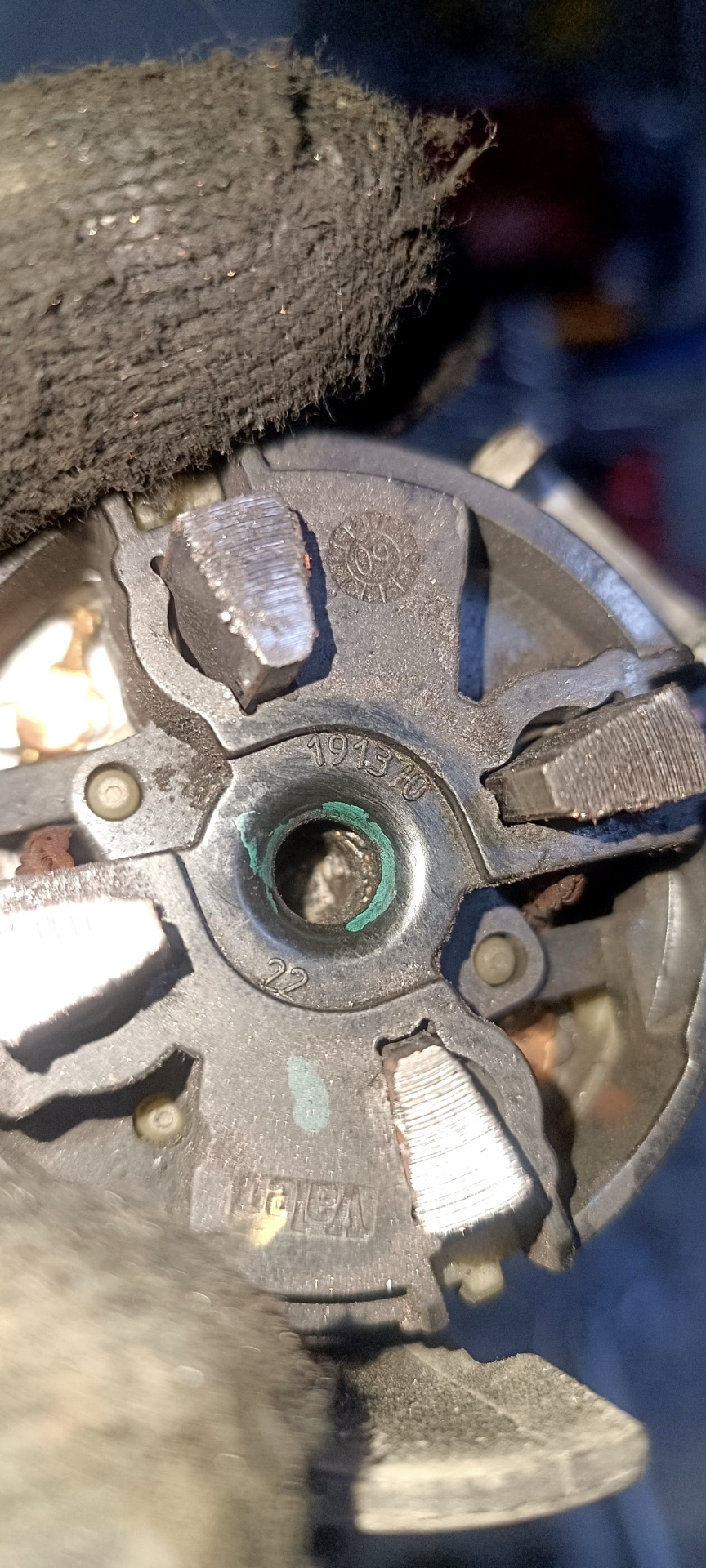 Замена втягивающего на стартере golf plus 1.4 80 л.с — Volkswagen Golf ...