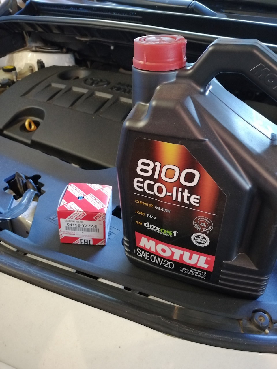 Фото в бортжурнале Toyota Verso. Запчасти на фото: 04152YZZA6