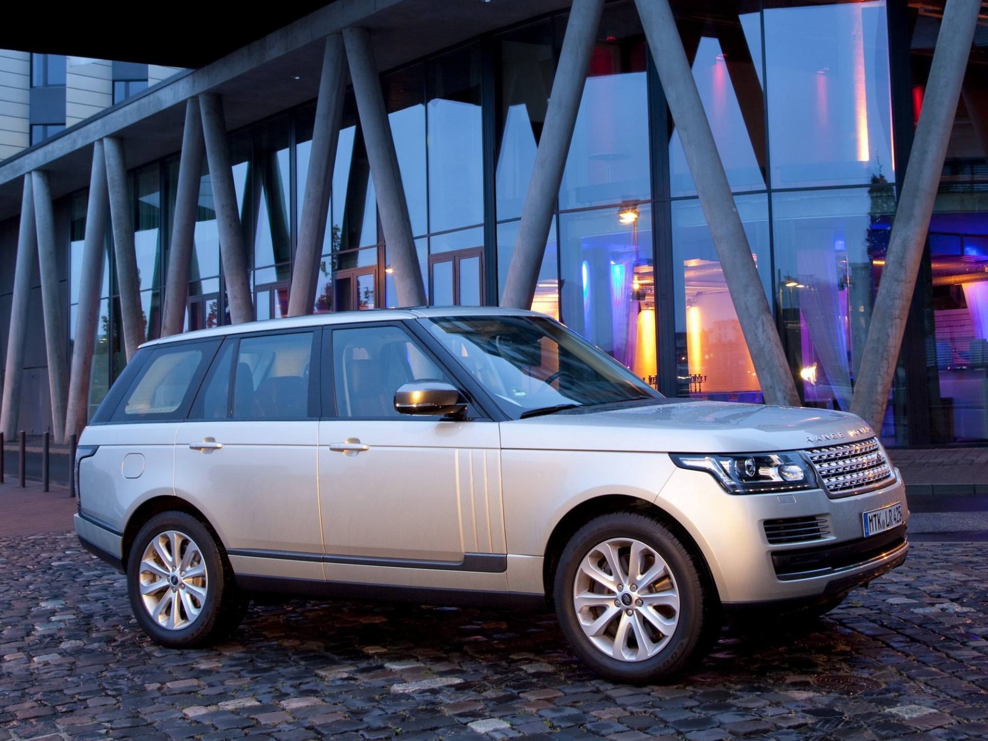 Range rover l405 фото