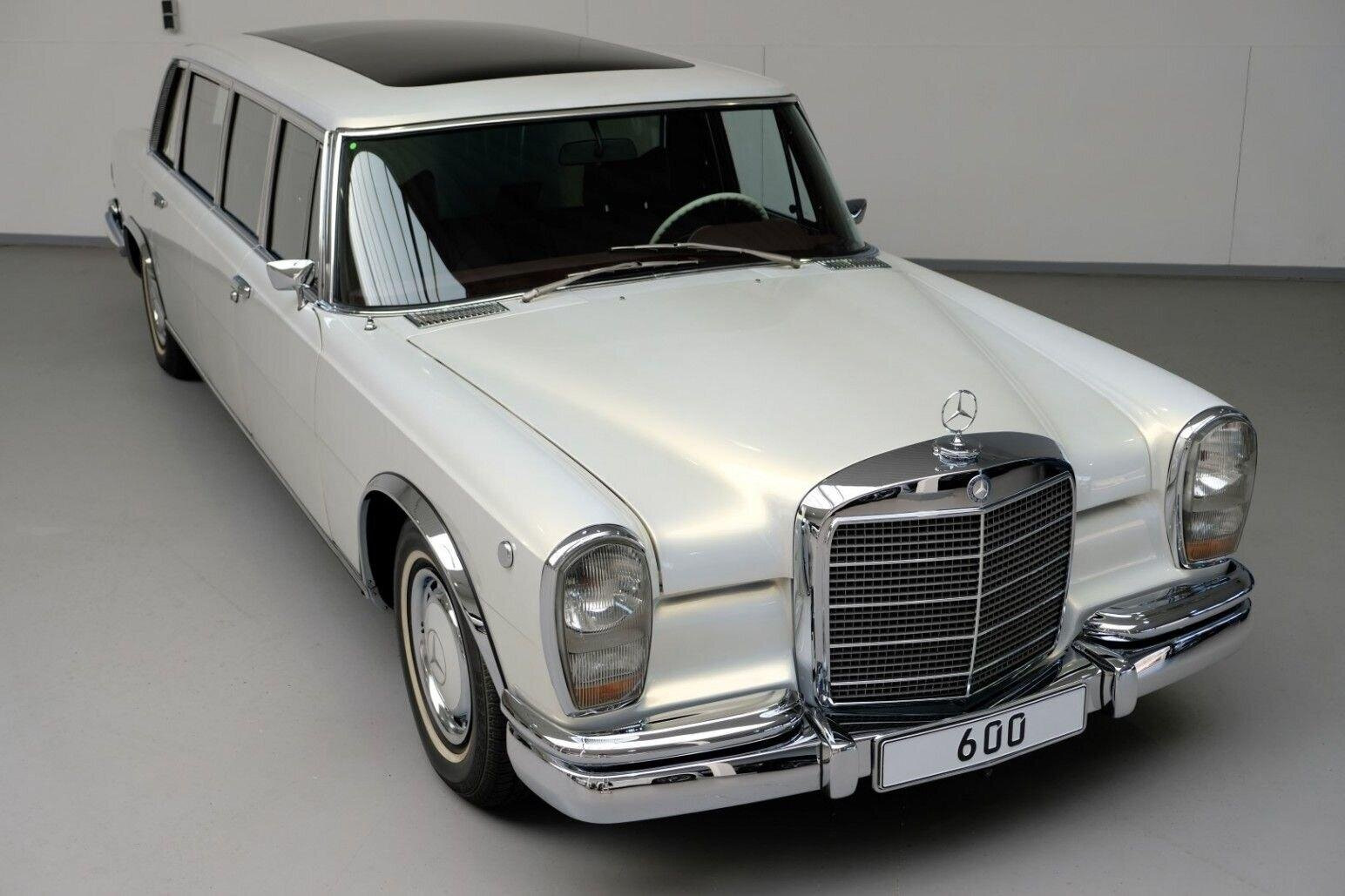 mercedes-benz 600 pullman limousine