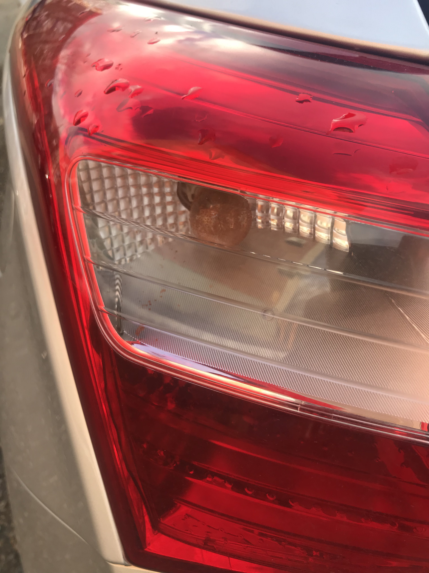 Лампа поворотника — Hyundai i30 (2G), 1,6 л, 2013 года | наблюдение ...
