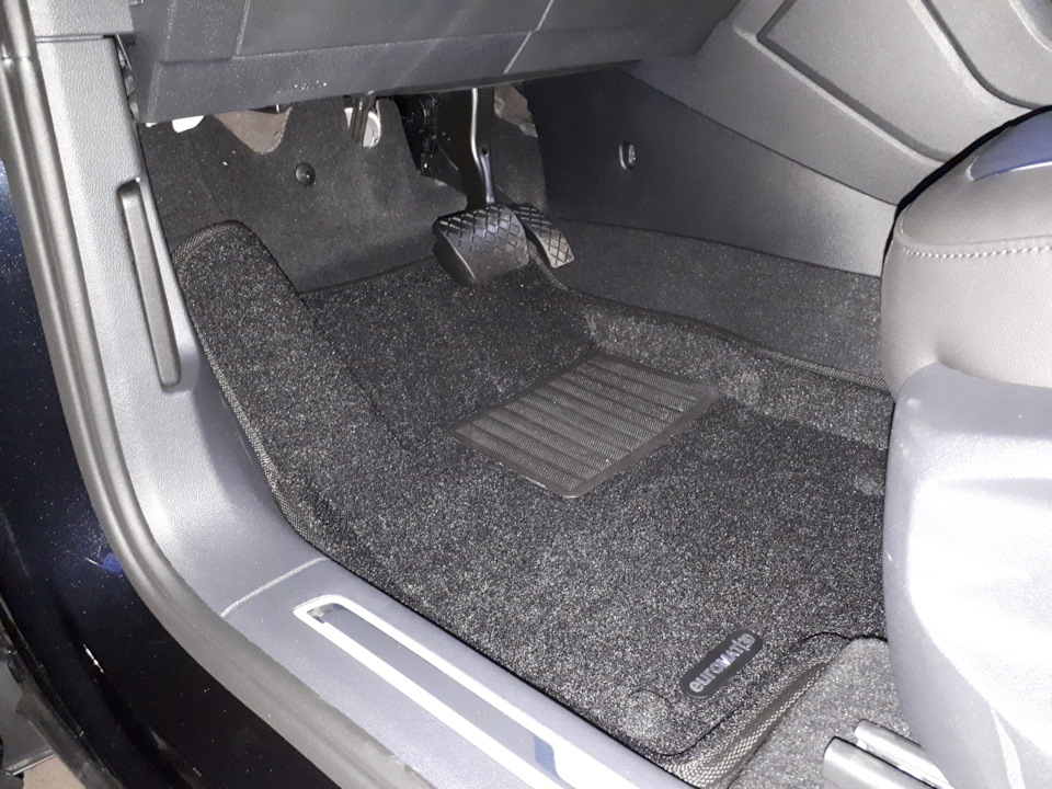 Коврики Евромат3D — Volkswagen Tiguan (2G), 2 л, 2018 года | аксессуары ...