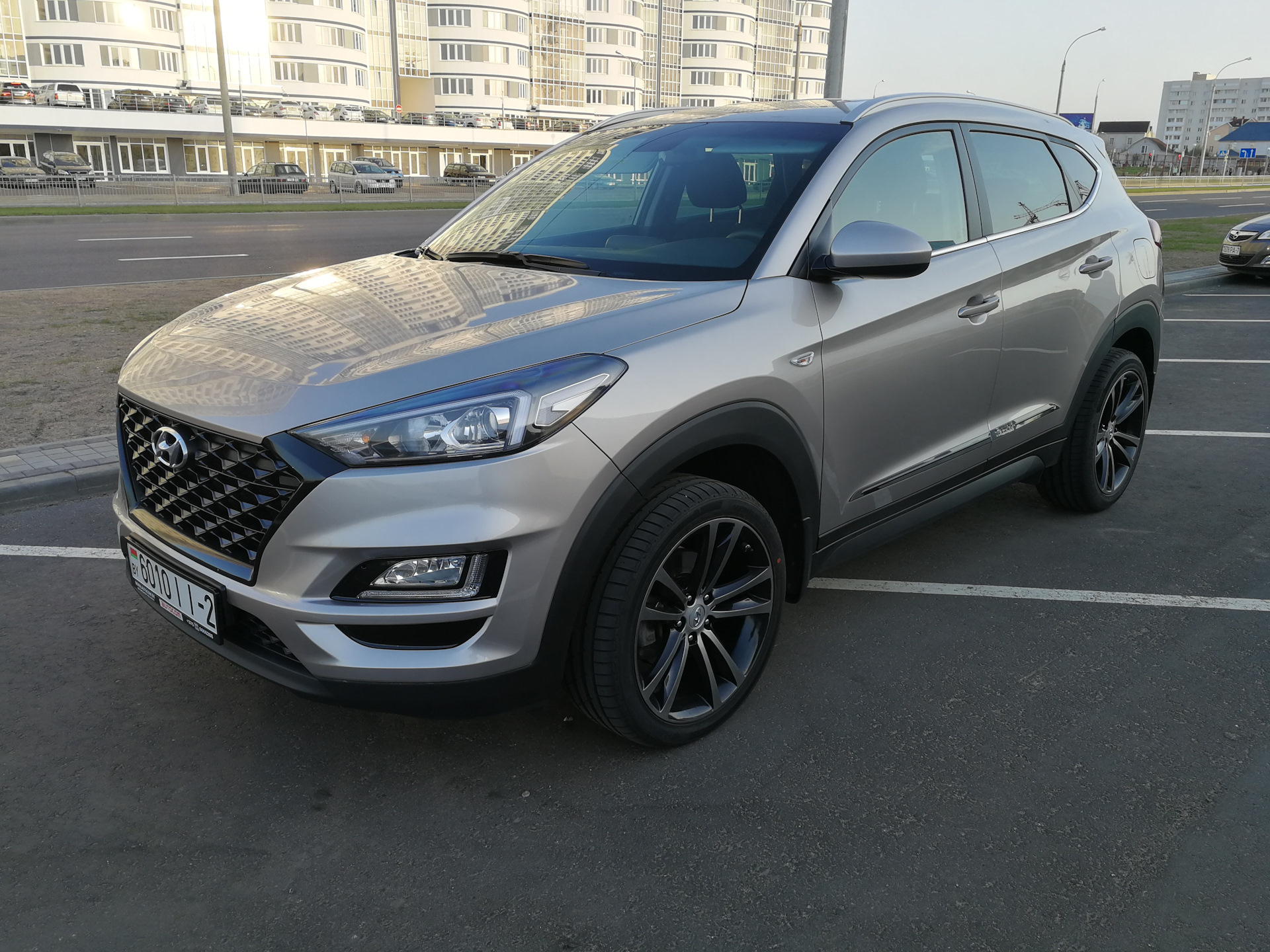Хендай туссан колеса. Hyundai Tucson 2019 диски. Hyundai Tucson 3 r19. Hyundai Tucson r20 диски. Hyundai Tucson 19.