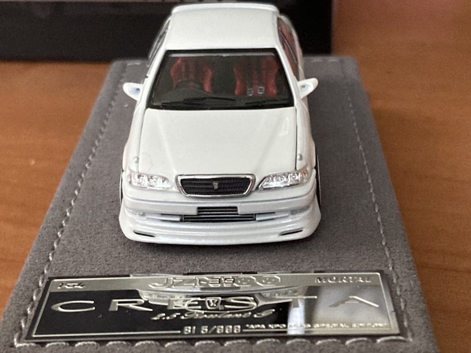 MORTAL Model 1/64 Apa-Xpo 2025 Toyota Cresta JZX100 2.5 Roulant G