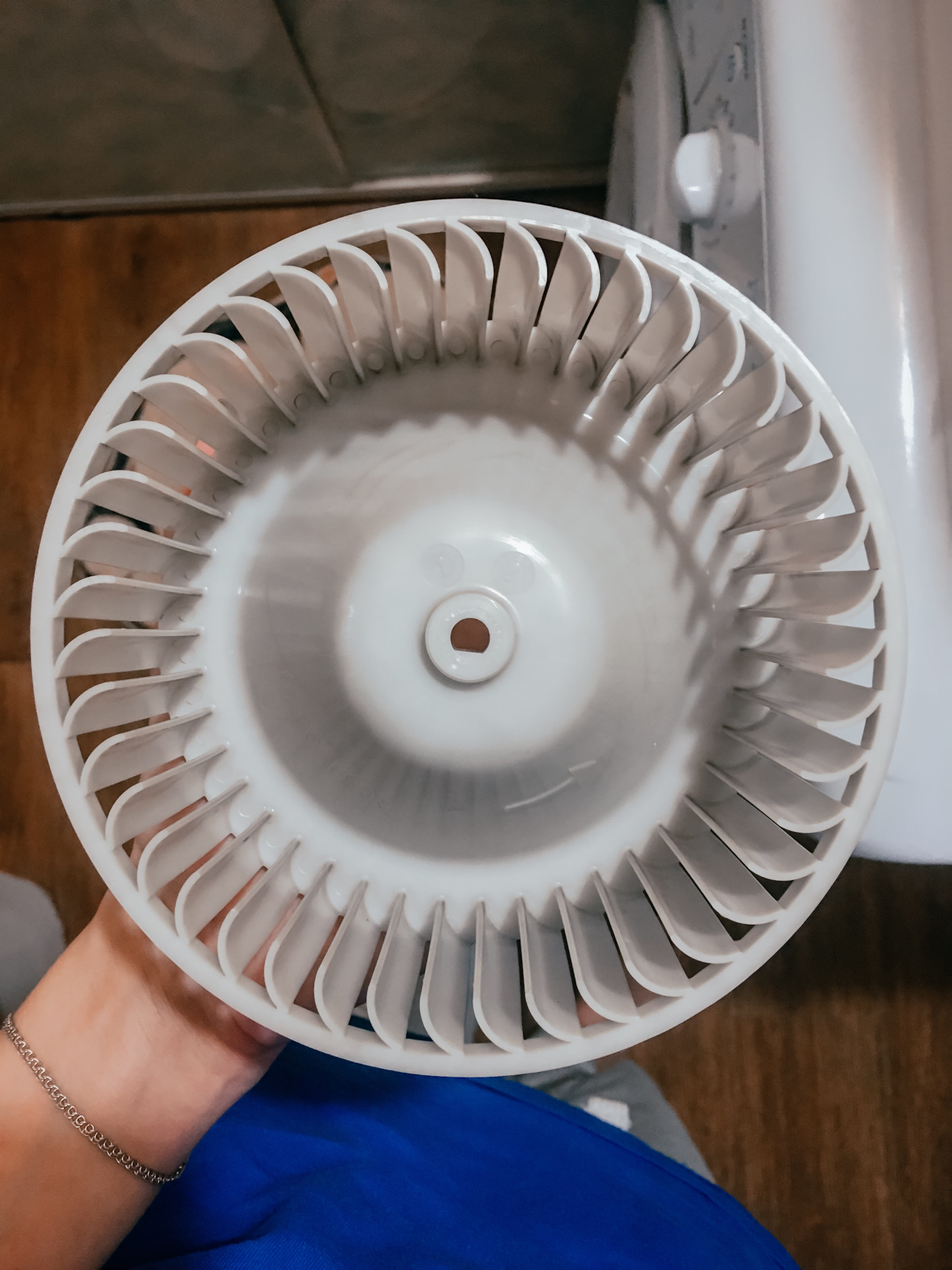 Не свисти, денег не будет ?? — Chevrolet Aveo Sedan (1G), 1,4 л, 2011 ...