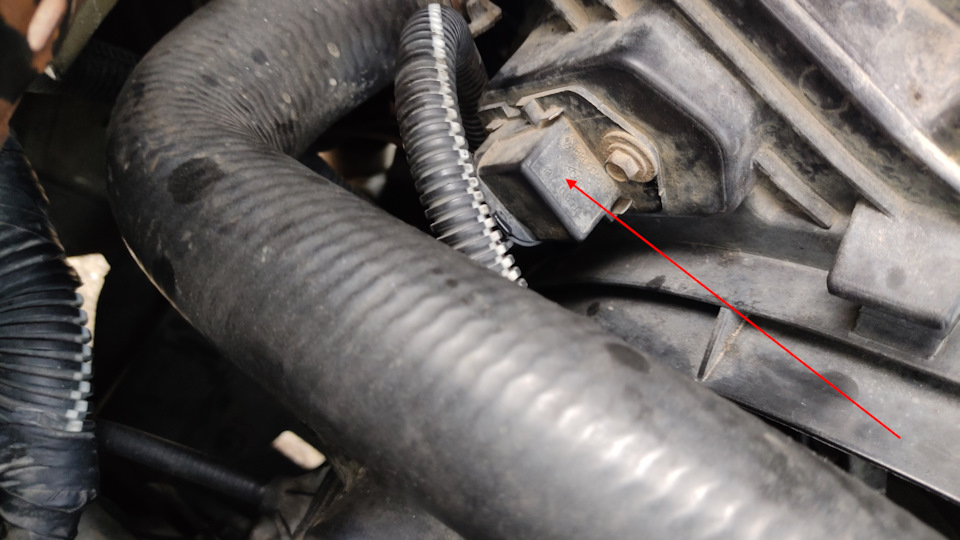 Не включается вентилятор при включении кондиционера Рено Симбол Renault ...