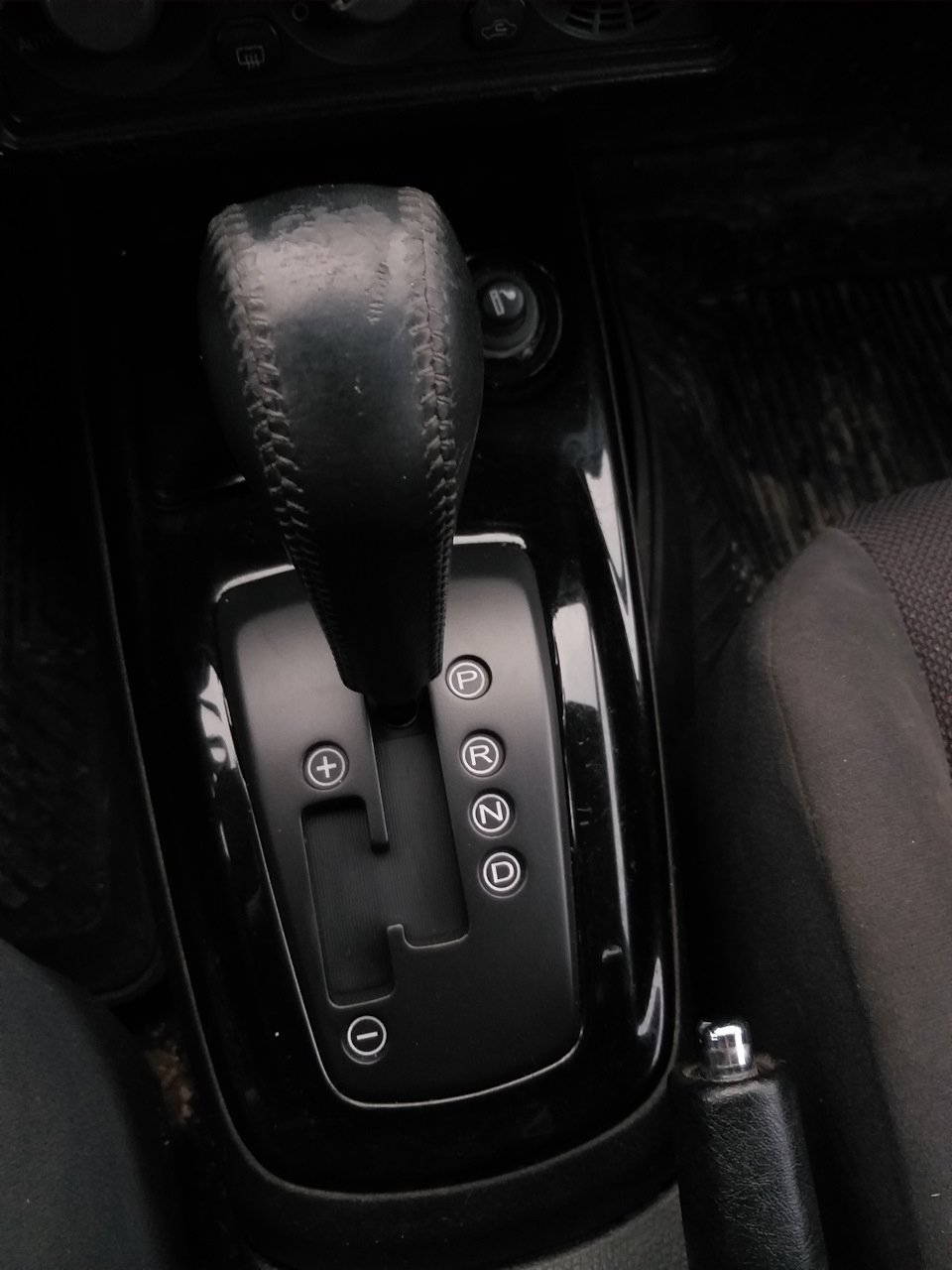 Накладка АКПП с подсветкой — Mitsubishi Lancer IX, 2 л, 2006 года ...