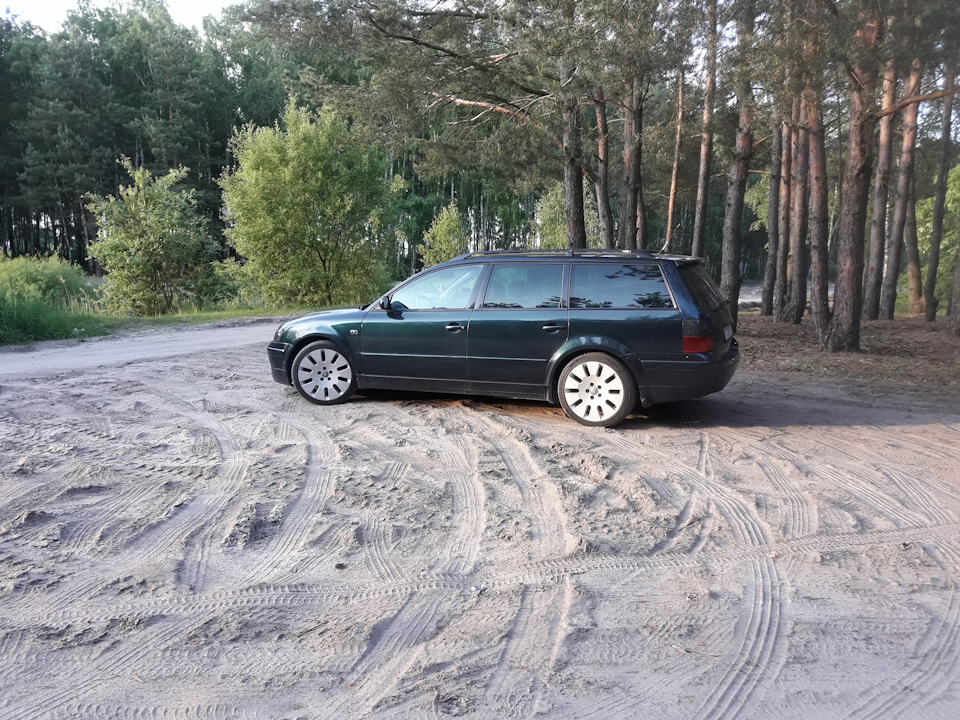 11 — Volkswagen Passat Variant (B5)