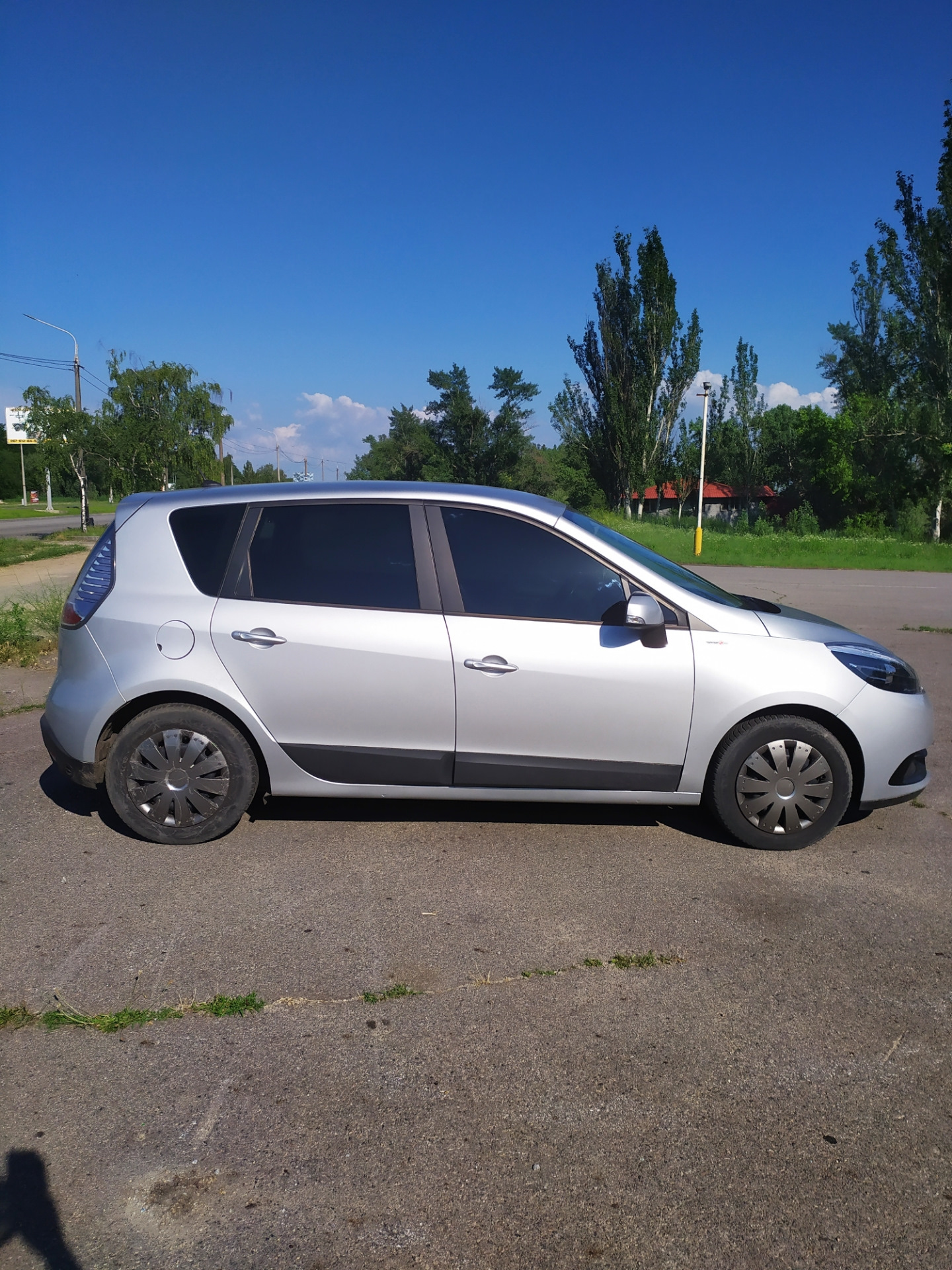 Тонировка lumar 15% в круг Scenic 3. — Renault Scenic III, 1,6 л, 2012 ...
