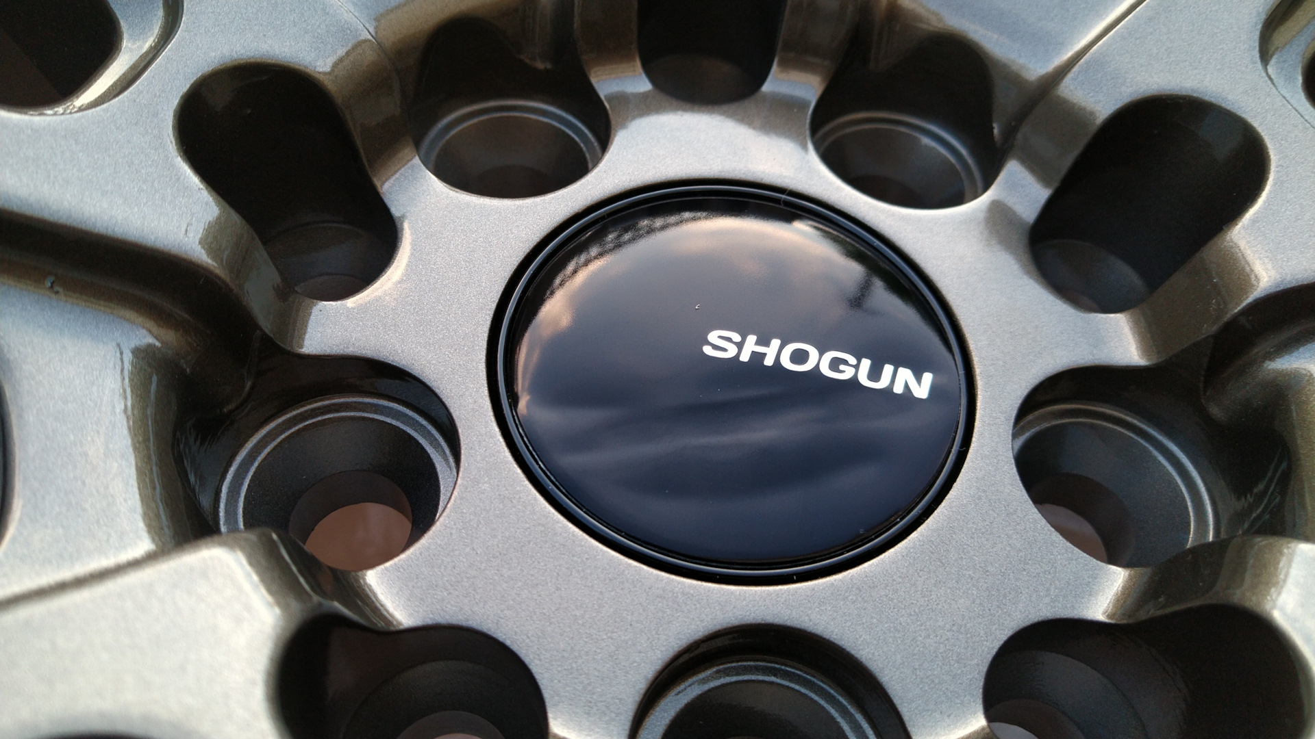 5 10 s. Лексус на дисках Shogun s10. Shogun s10 Gun Metal. Шогун с10 диски. Диски Shogun s10 на ВАЗ.