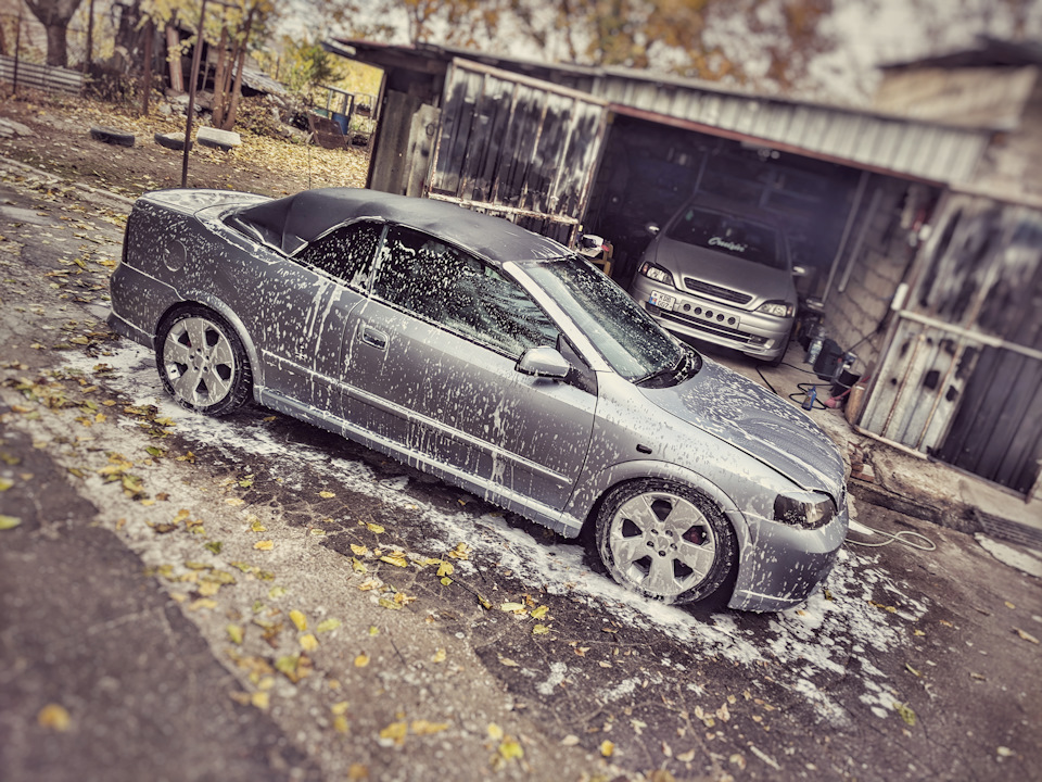 Шумоизоляция и установка нештатной акустики на Astra G Cabrio — DRIVE2