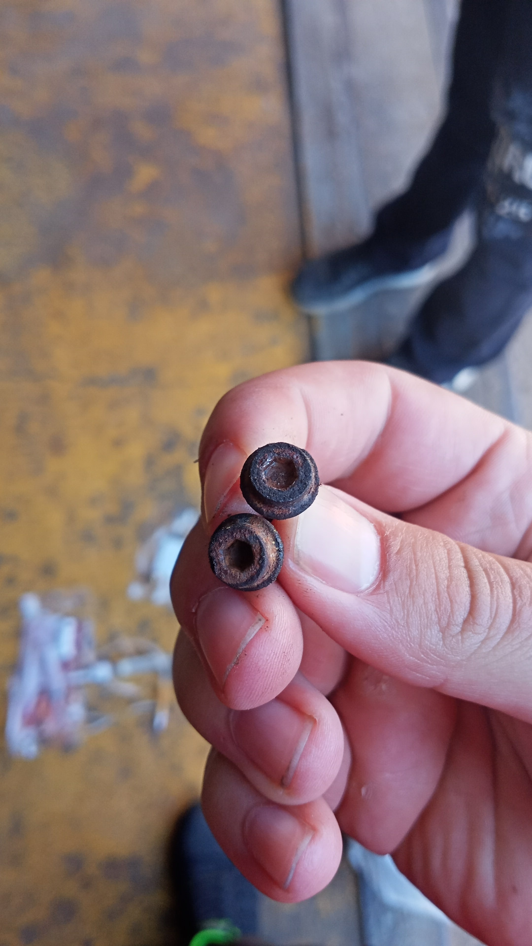 Замена масла в Муфте и в заднем редукторе — Volvo XC90 (1G), 2,5 л ...