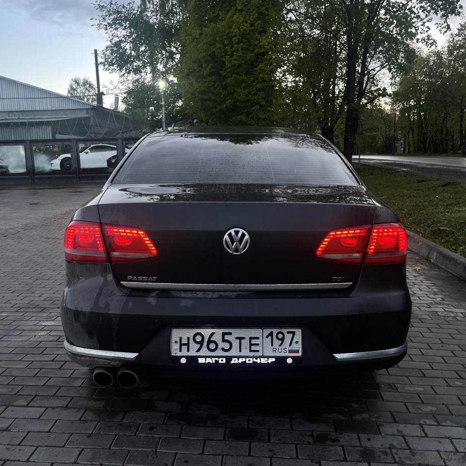 Номерная рамка с подсветкой — Volkswagen Passat B7, 1,8 л, 2012 года |  аксессуары | DRIVE2