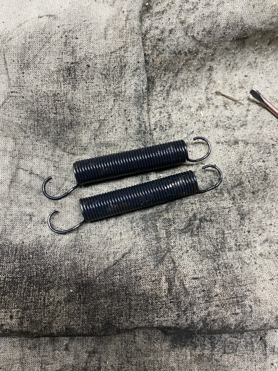 Временное решение для тех у кого плохо прижимаются дворники ...