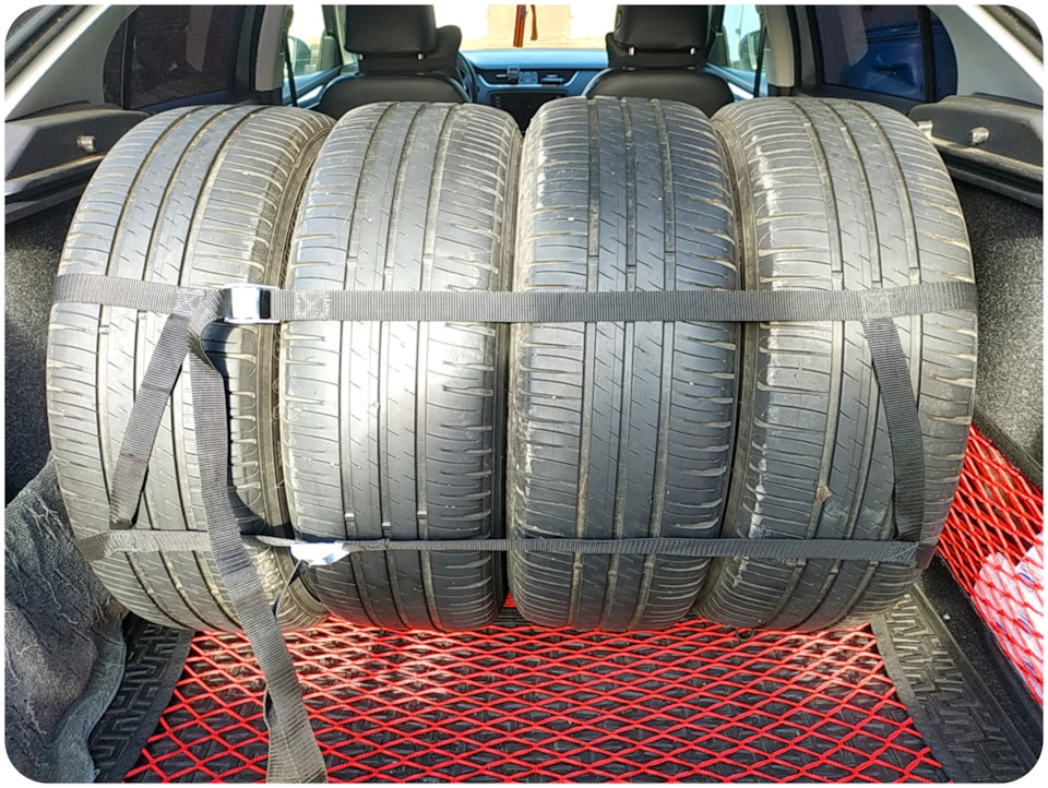 Загрузились — Volkswagen Polo Sedan