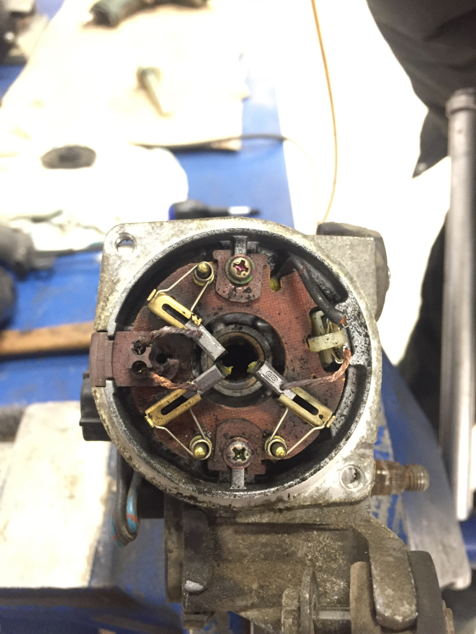 Фото в бортжурнале Toyota Corolla Levin (AE100/101)