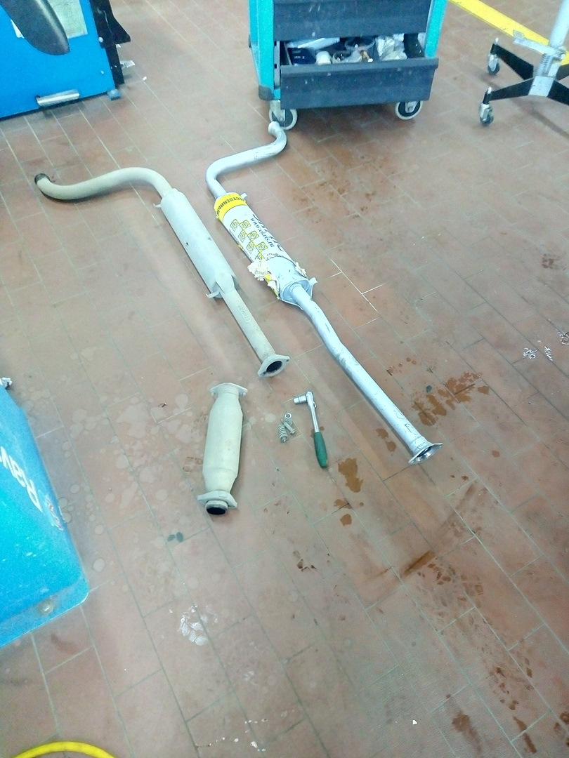 Убираем катализатор на 2110 16кл 1,5 — Lada 21103, 1,5 л, 2003 года ...