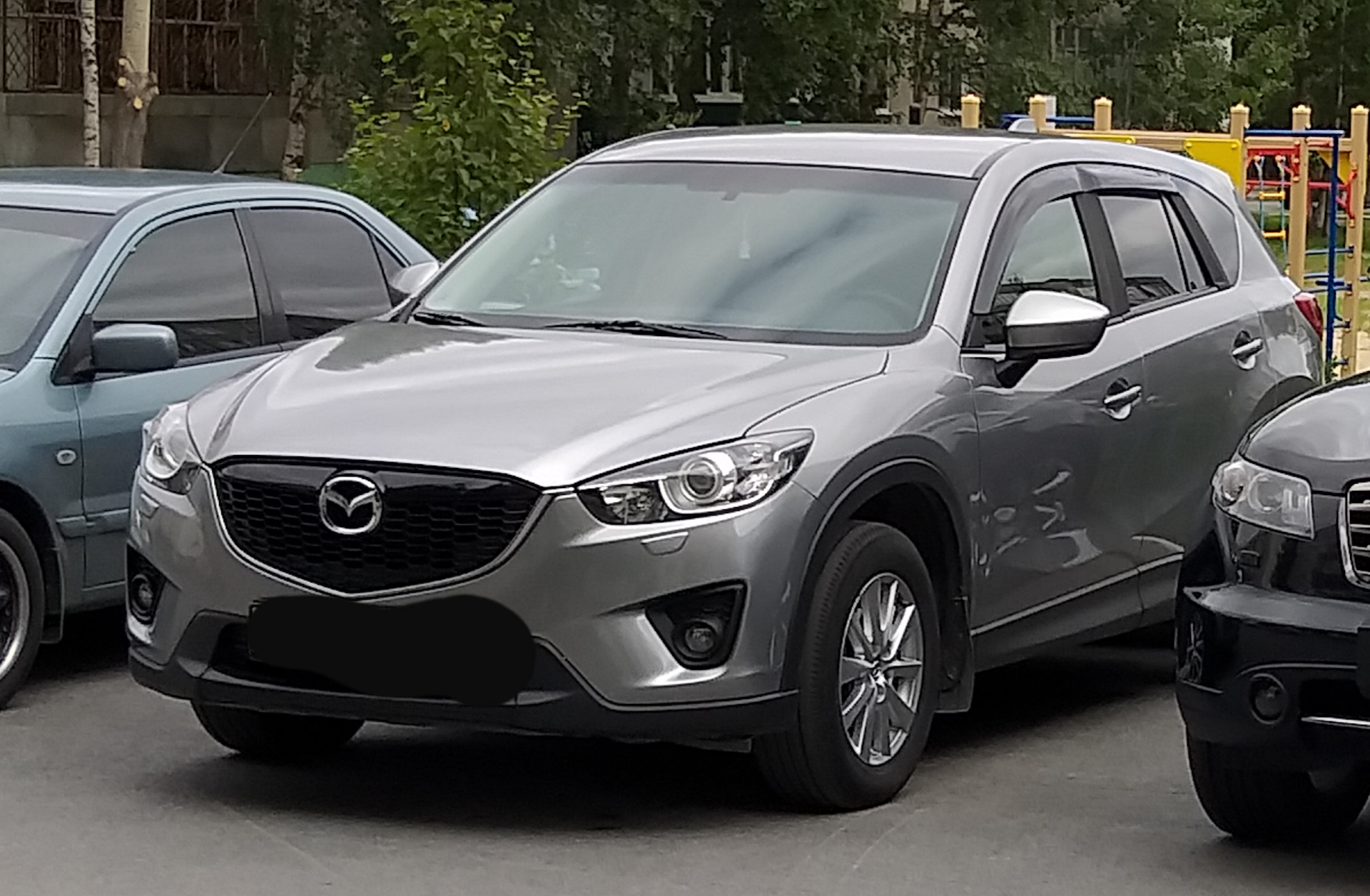 Сер пять. Mazda CX 5 серая. Мазда cx5 Grey. Mazda CX 5 Grey. Mazda CX-5 2014 серый.