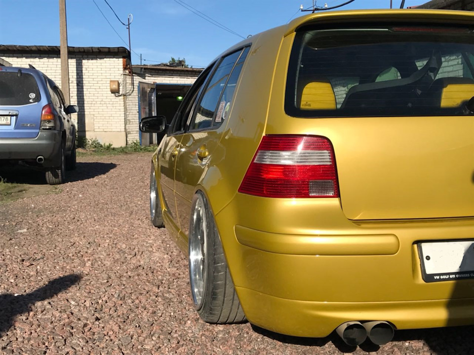 Замена заднего сальника коленвала Toyota Harrier и переклейка поддона ...