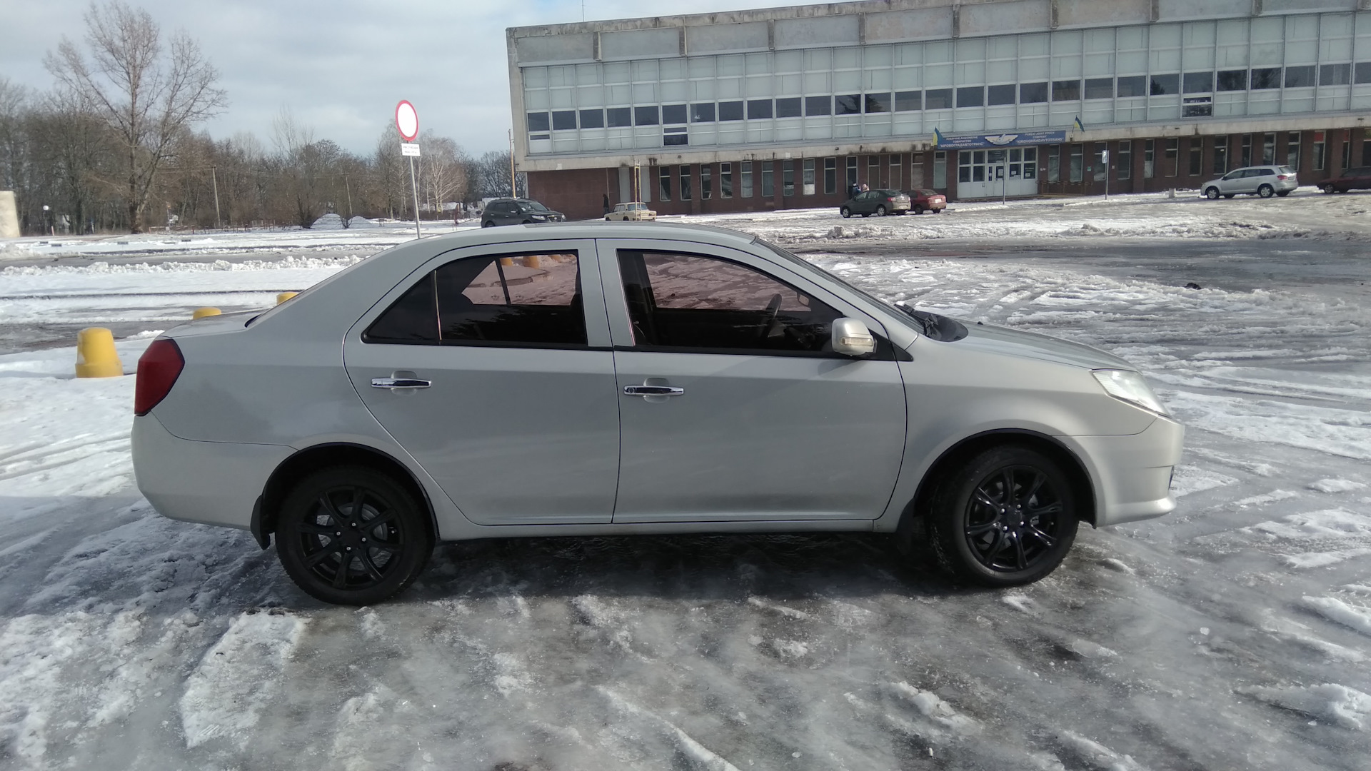 Купить Geely Mk 3 2010 Года