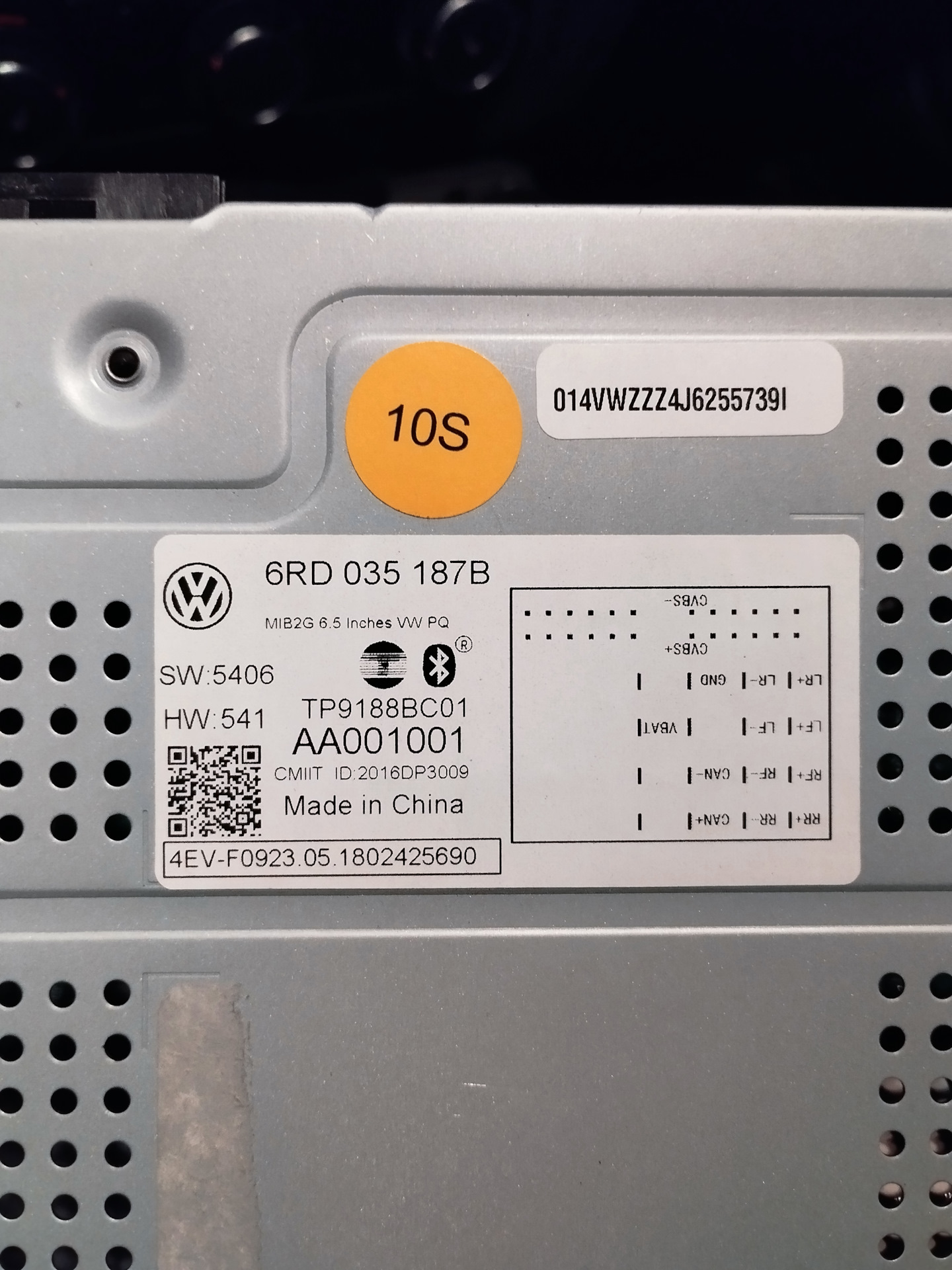 RCD-330+ Noname — Volkswagen Jetta VI, 1,4 л, 2011 года | автозвук | DRIVE2