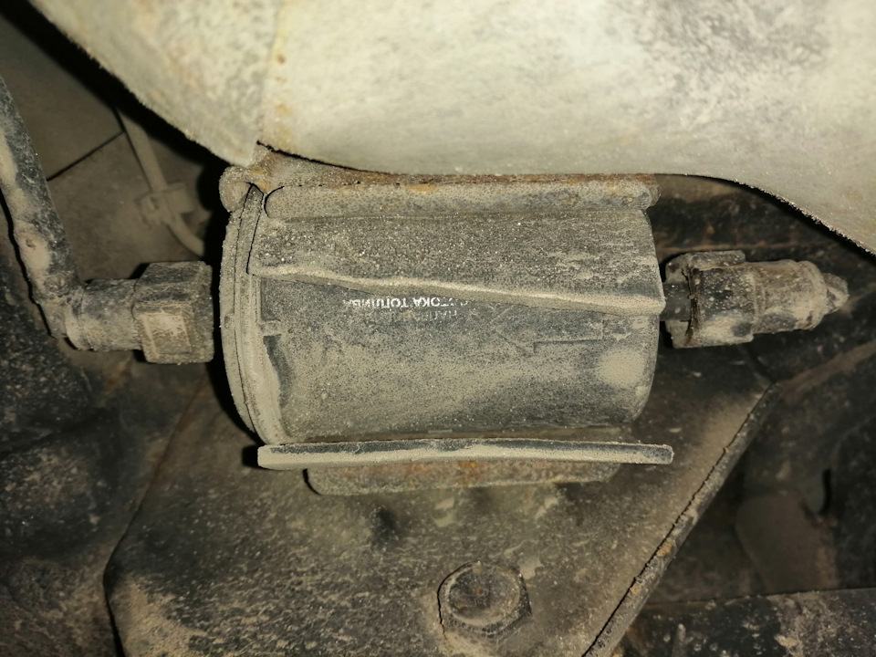 Промывка топливной системы и форсунок сольвентом, частичная замена ...