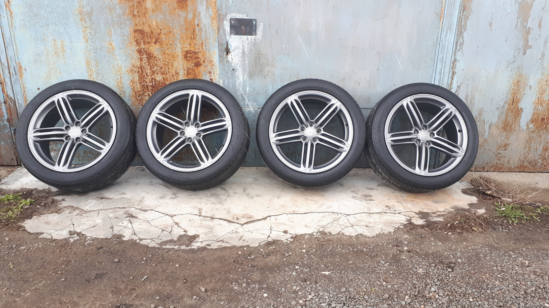 Графитовые оригинальные диски Sline R 20. Последнее что осталось от Q5 ...