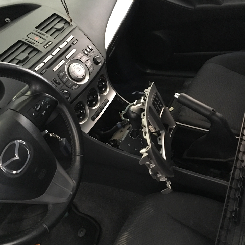 Фото в бортжурнале Mazda 3 (2G) BL