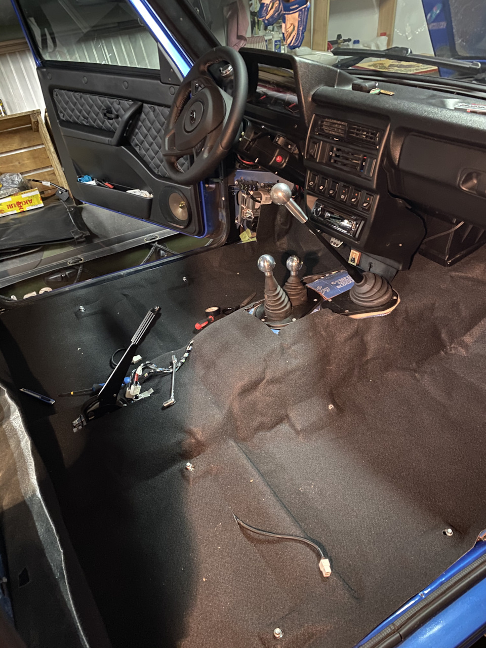 Шумоизоляция Нивы — Lada 4x4 3D, 1,7 л, 2019 года | своими руками | DRIVE2