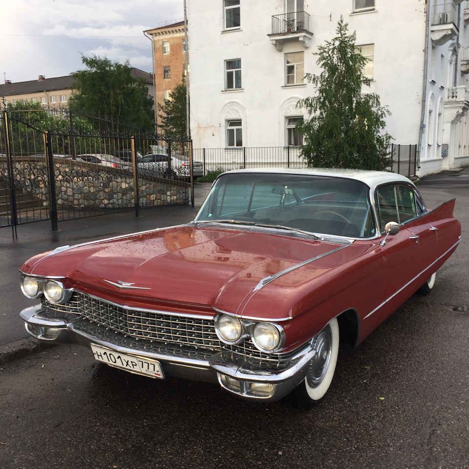 Cadillac deville фото