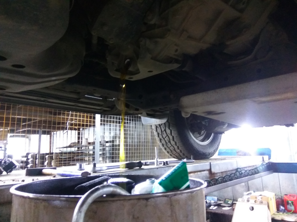 Замена масла в мостах и раздатке — Toyota Land Cruiser Prado 150-series ...