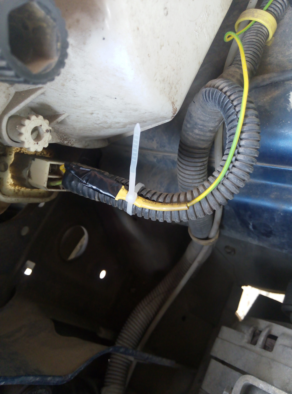 Американки или габариты в поворотники — Lada 2113, 1,5 л, 2005 года ...