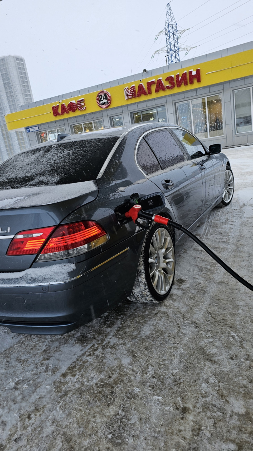 Фото в бортжурнале BMW 7 series (E65/E66)