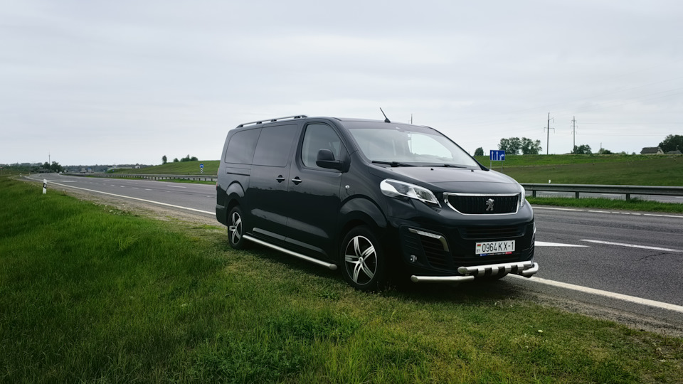 Traveller 5. Peugeot traveller 2014. Пежо Тревеллер сервисная книжка
