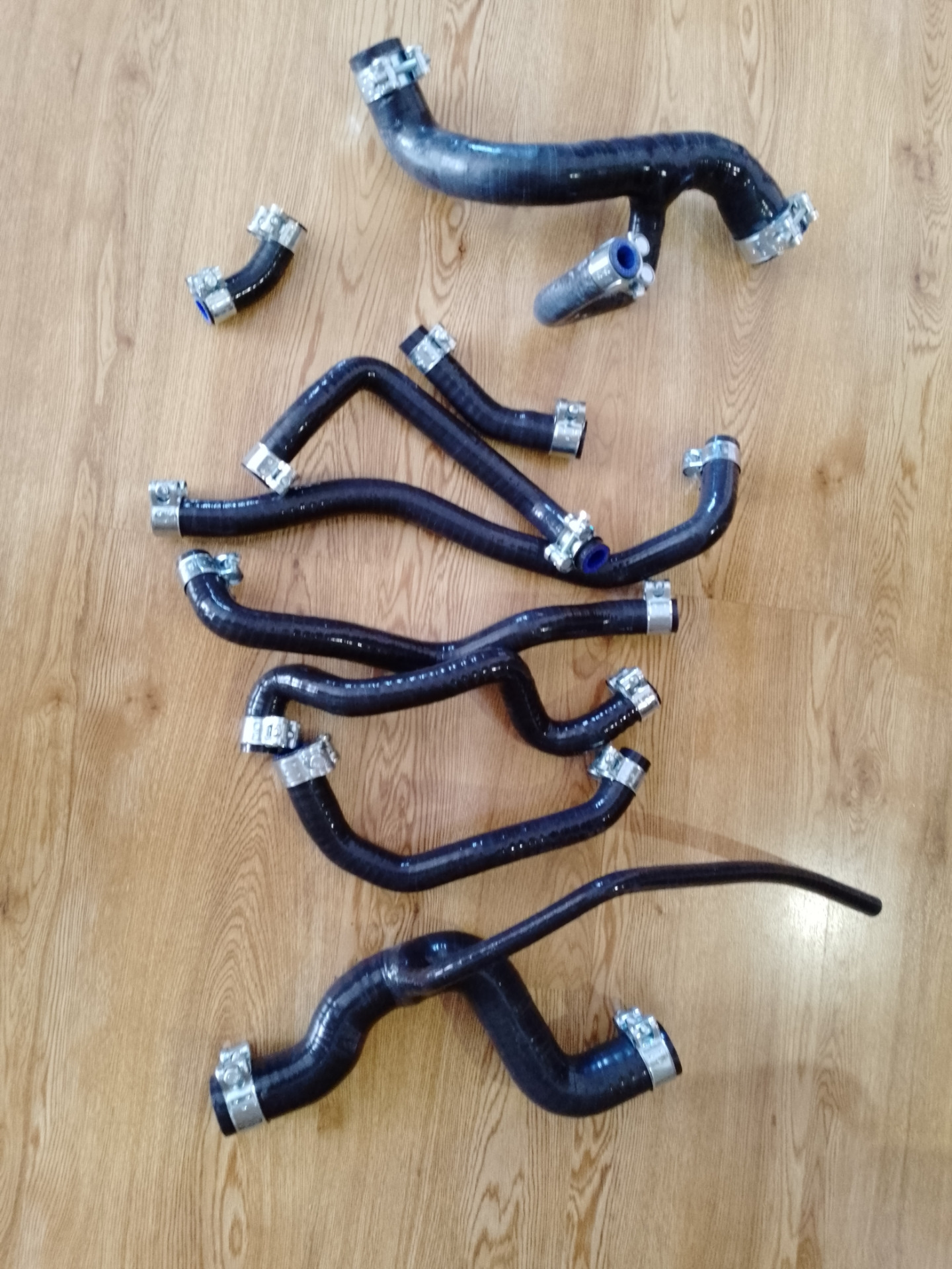 Патрубки на заказ. Силиконовые патрубки на ховер н2. Патрубки ваз-2105 радиатора "брт" (4шт. Патрубки силиконовые газ 31105. Патрубки на заказ.