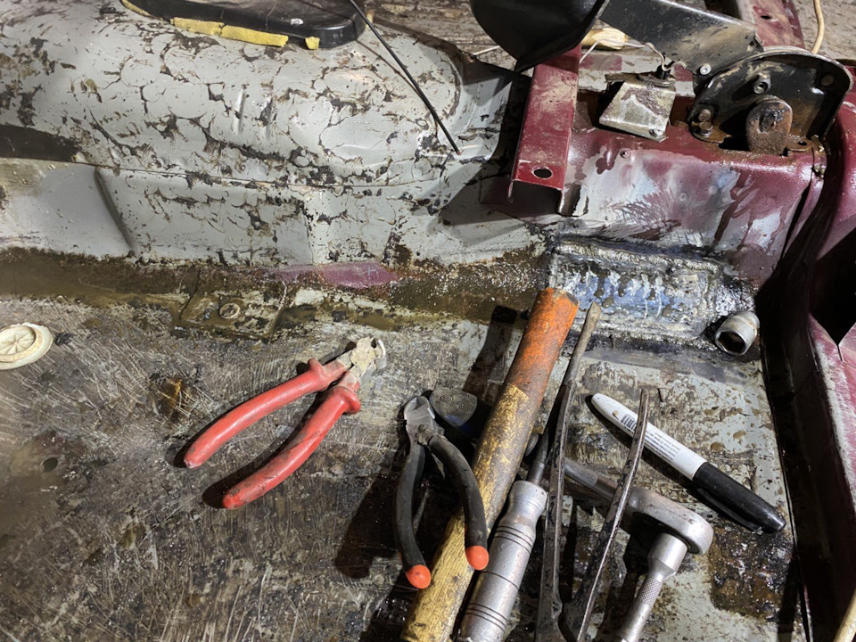 Законный каркас безопасности в днище или усиление кузова классики ...