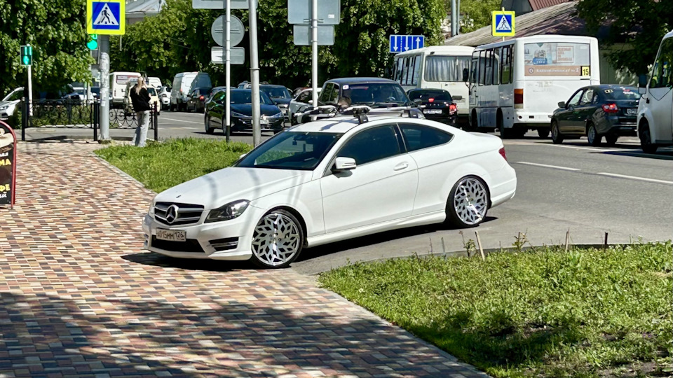 Mercedes-Benz C-Class Coupe