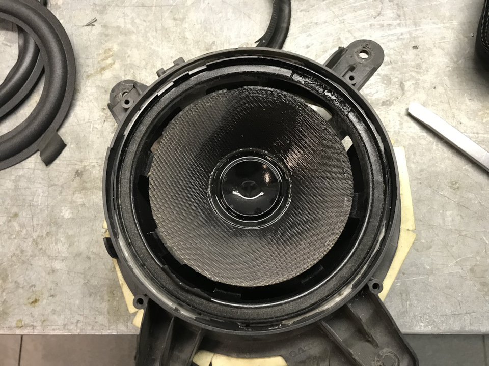 Переклейка подвеса динамика — Volvo S60 (1G), 2,4 л, 2008 года | своими ...