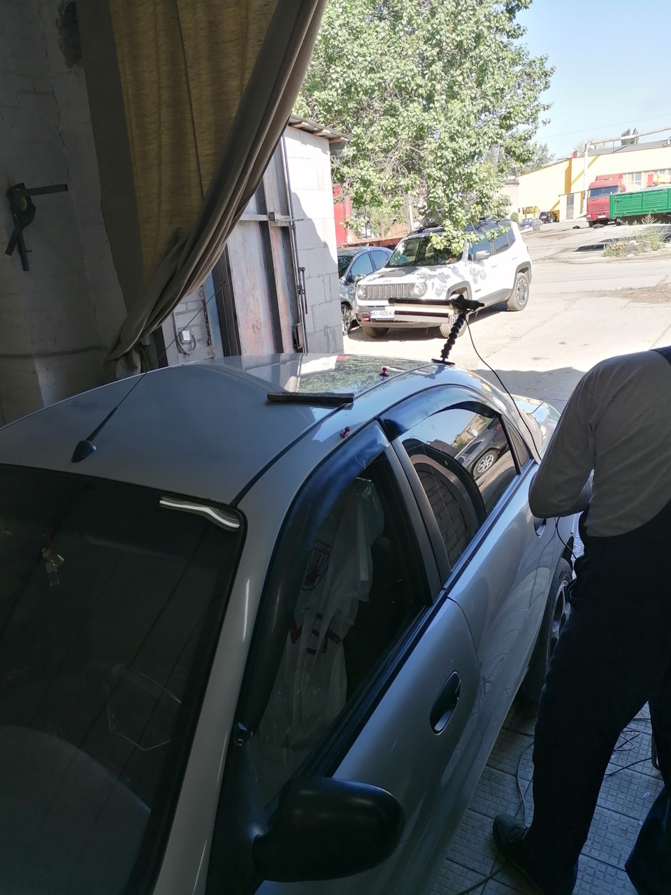 Вытягивание вмятин без покраски — Daewoo Lanos, 1,5 л, 2004 года ...