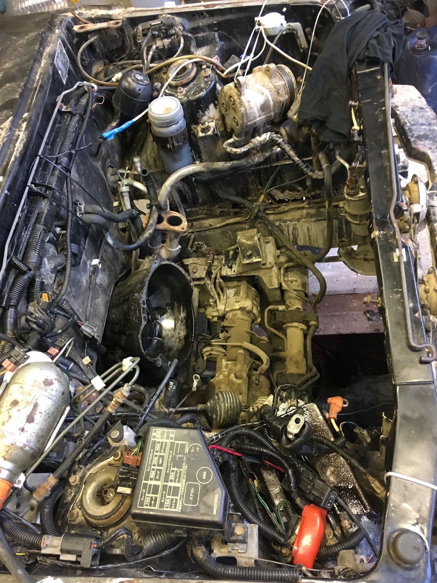 1. Двигатель митсубиси паджеро джуниор 1. Двигатель мицубиси паджеро джуниор. Где номер двигателя мицубиси паджеро джуниор. 1.