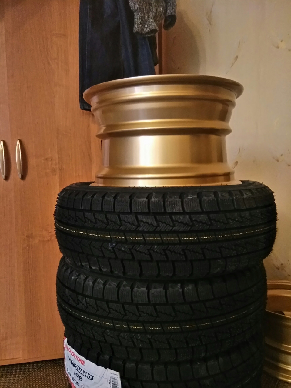 Долгожданные наклейки — Ford Mondeo III, 2 л, 2000 года | просто так ...