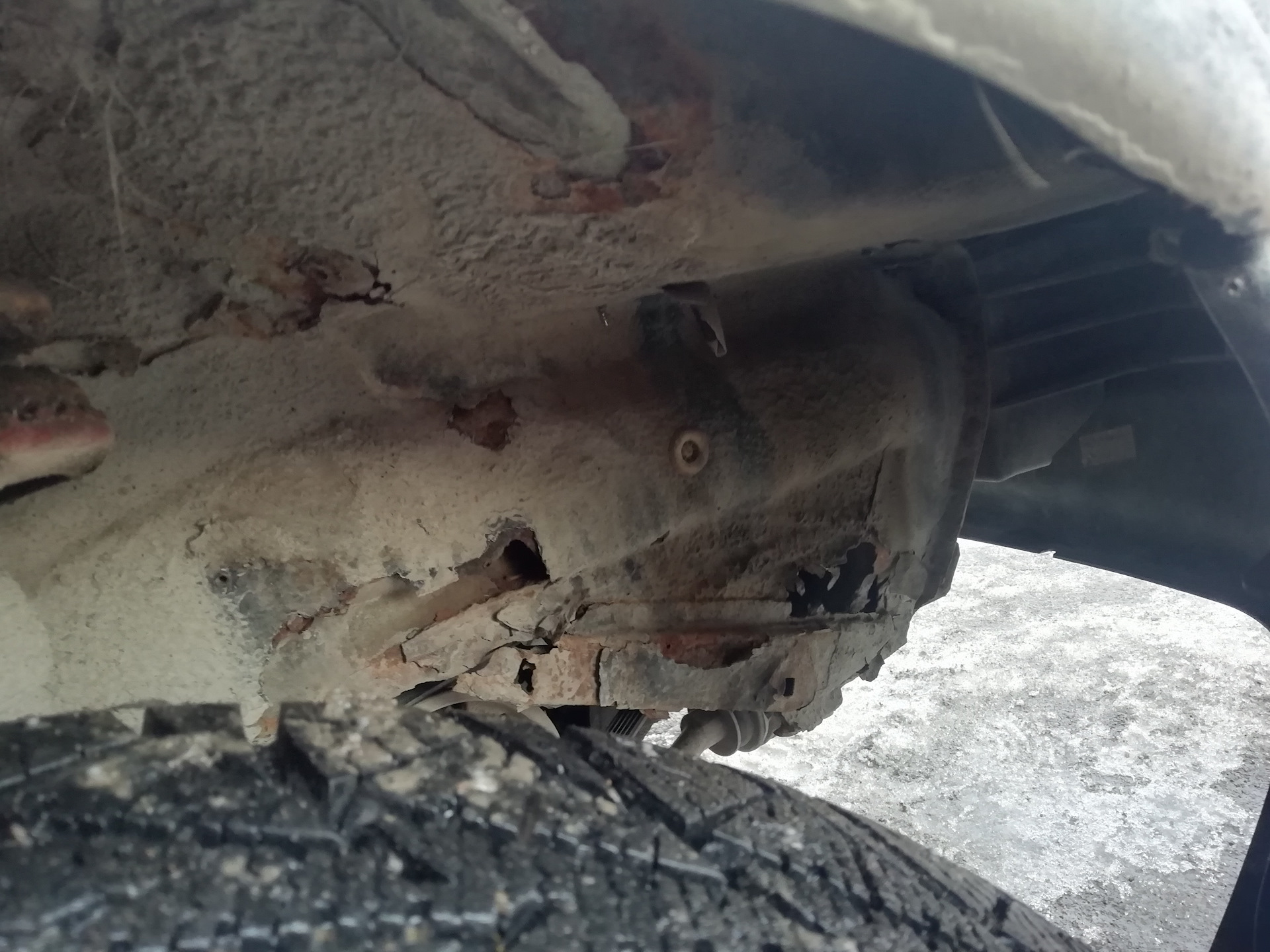 Тойота камри сгнила задняя арка. Заднее левое крыло приора. Сгнил подкрылок. Сгнил подкрылок. Вытягивает заднее крыло приора.