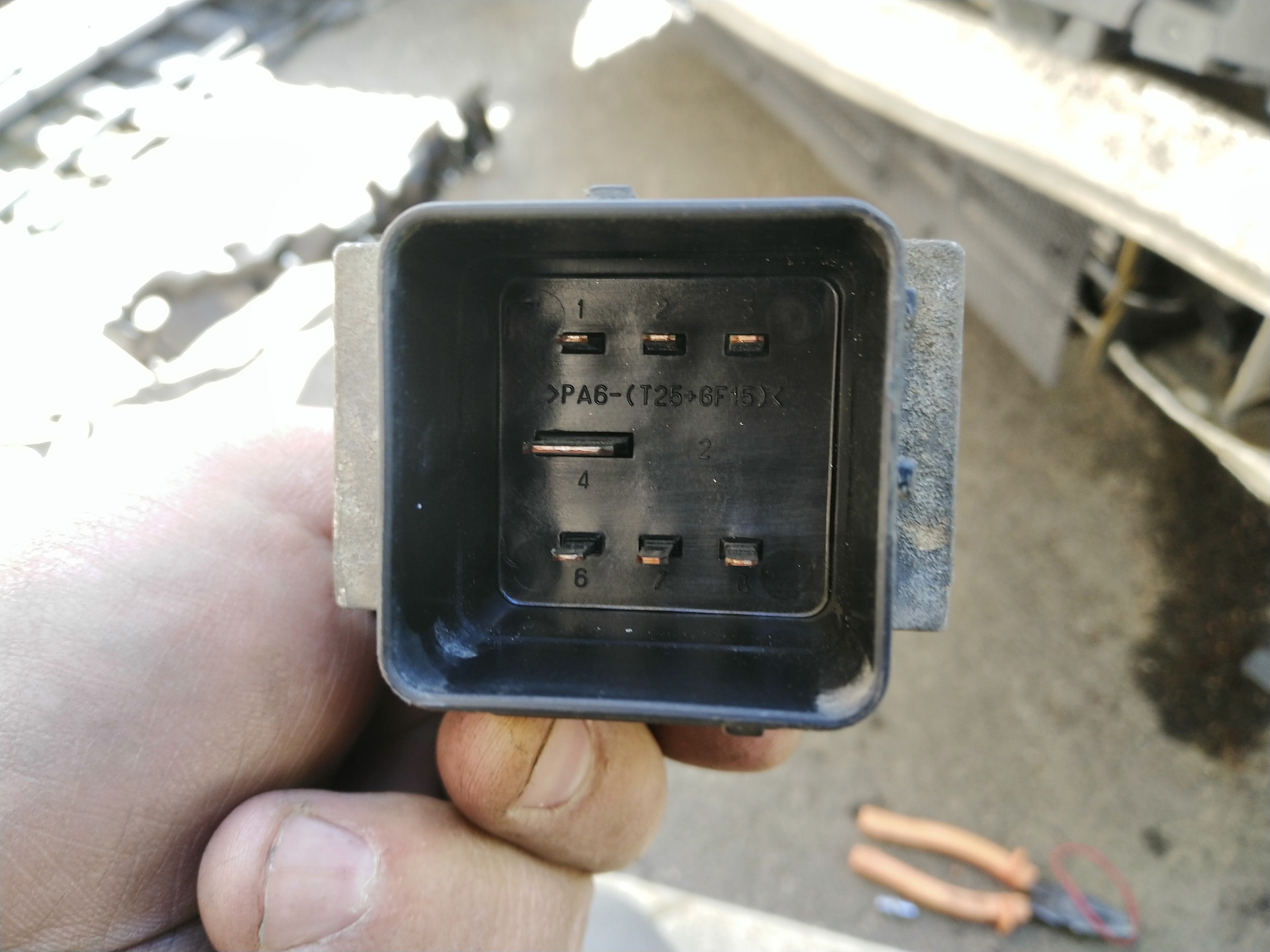 Кнопки сиденья — KIA Carnival (1G), 2,5 л, 2005 года электроника DRIVE2