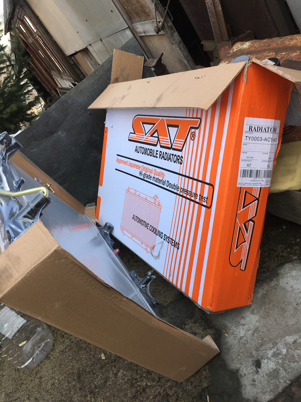 TY0003ACV40 Радиатор TOYOTA CAMRY 2AZ-FE 2.4 06-/VENZA 1AR-FE 08 ...