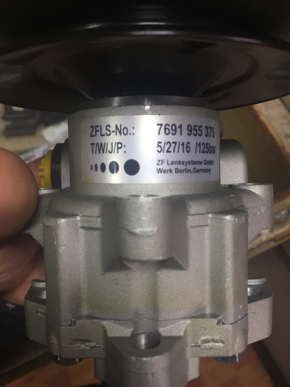 7691955375 Насос ГУР 3302Бизнес ( Германия) (аналог 7691.955.368) ZF ...