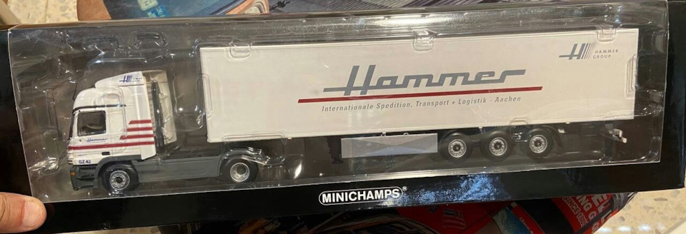 MINICHAMPS 1-43 MB Actros Koffersattelzug Hammer — DRIVE2