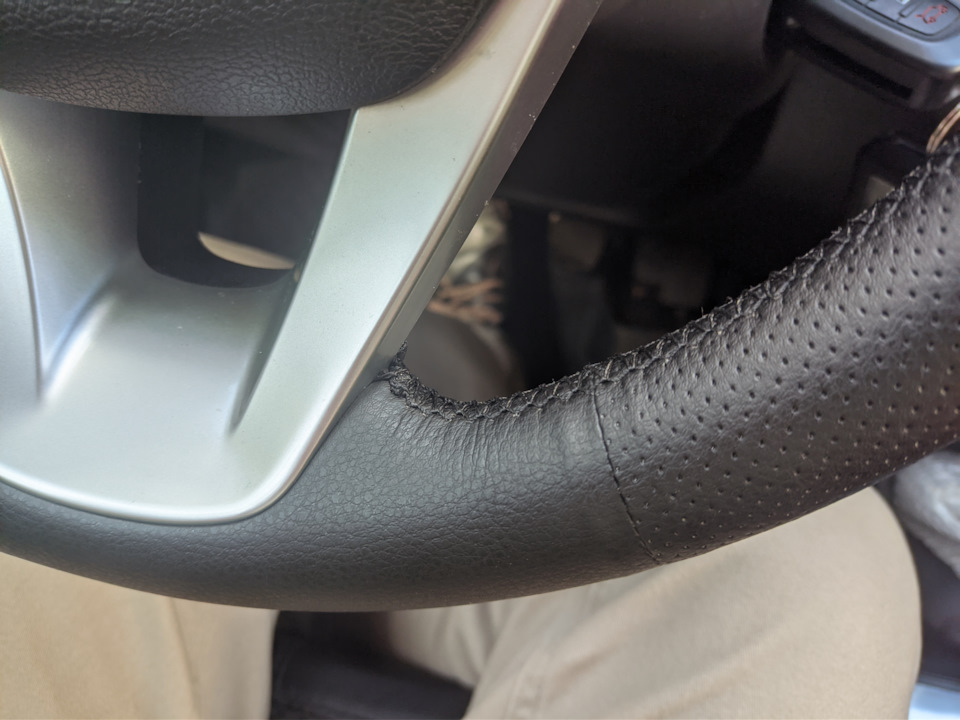 [21] Оплетка на руль от Пермь-Рулит — Lada XRAY, 1,6 л, 2019 года ...