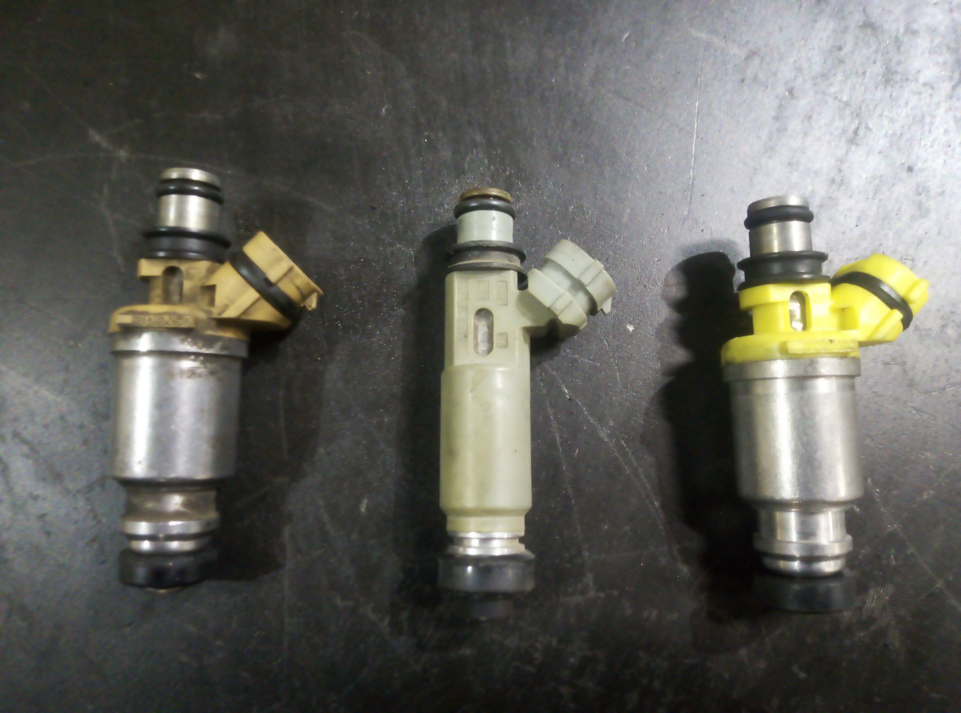 7 тойота. Форсунки 3s-ge gen 1. Форсунки toyota 2. Форсунки инжектор двигателя 3s-fe. Поставить форсунки тойота.